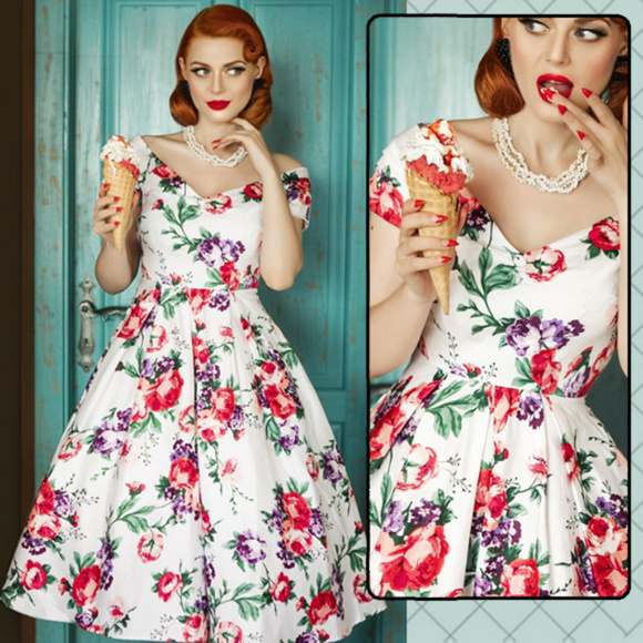 Modcloth Dresses & Skirts - PRICE FIRM 🌻Retro Floral Tea Swing Dress